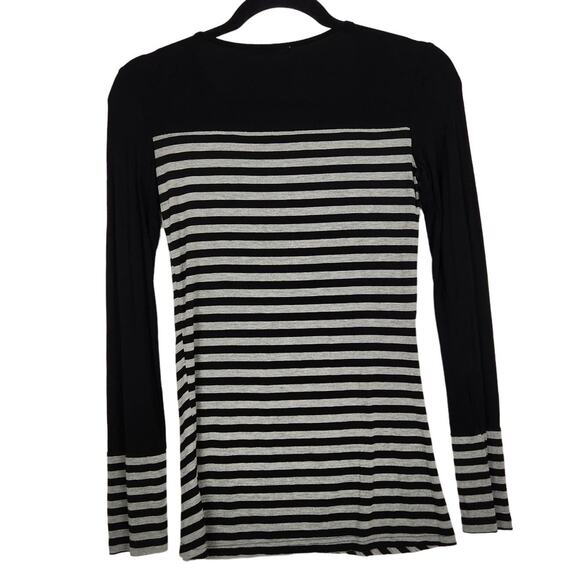 🌼41 Hawthorn Womens Top Size XS Long Sleeve Crew Neck Stripes Black Gray🌼 - Picture 6 of 11
